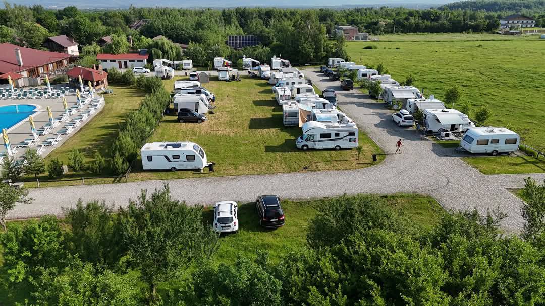 Camping Brandusa